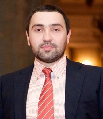 Султан Хамзаев