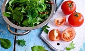 4 рецепта вкусных весенних салатов
